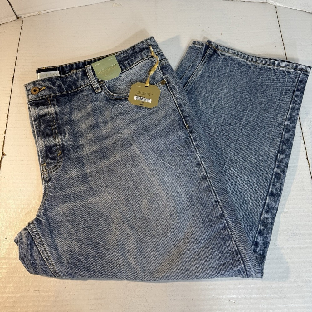 Plus Sz Jeans 18W Womens NWT Ryegrass Light Wash Straight Button Fly Medium Wash